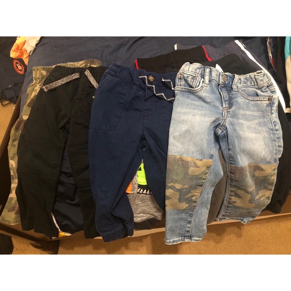 SOLD 2T Toddler Boy Pants - Picture 2 of 2